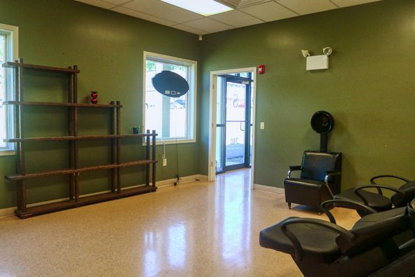 780 Rt 6 Scranton Cdle Highway, Jermyn, PA 18433